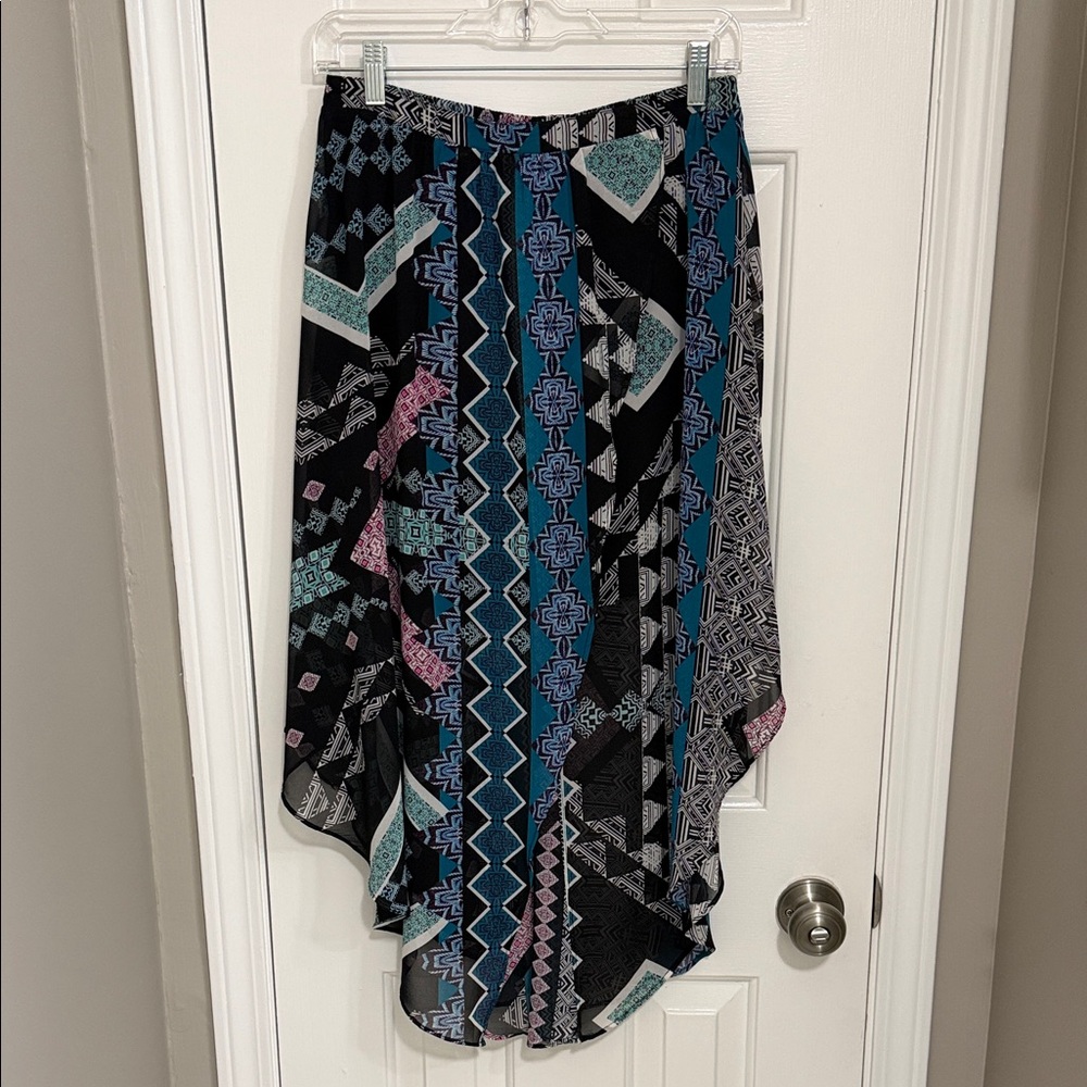 Express Black High-Low Skirt with Blue, Teal & Pink Geometric Print